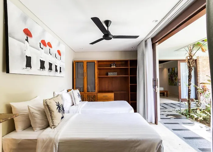 Seven Kejora - Beachfront Estate