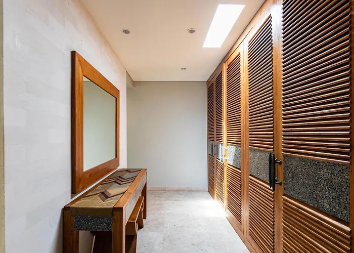 Seven Kejora - Beachfront Estate Villa Sanur (Bali)