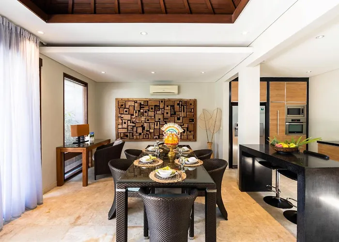Seven Kejora - Beachfront Estate *